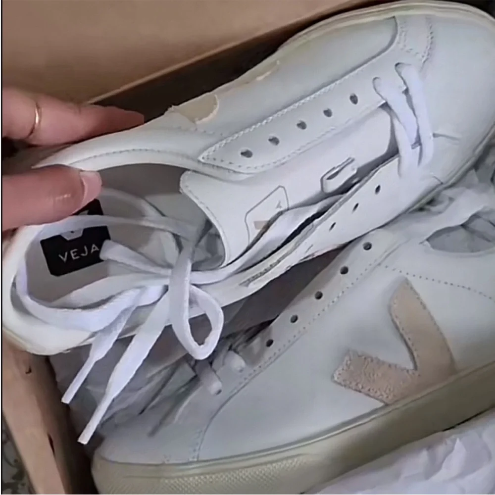 Veja Esplar Leather Sneakers Tan White